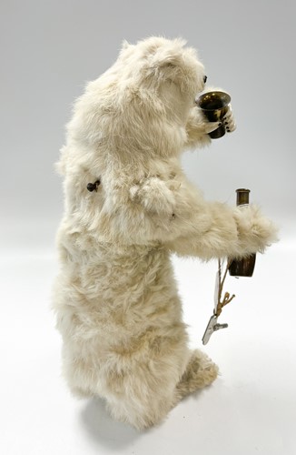 Lot 197 - A Roullet & Decamps musical drinking polar bear automaton, early 20th century