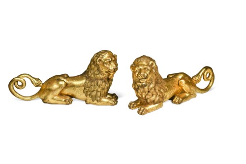 Lot 276 - A pair of carved and gilt gesso recumbent lions, 19th century