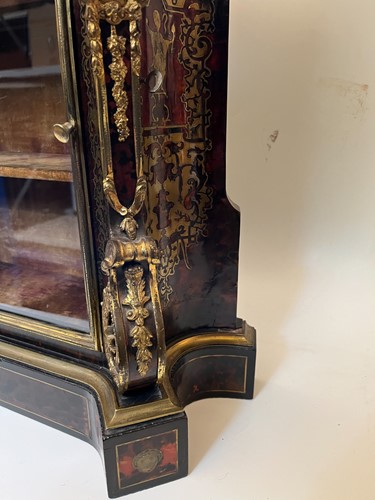 Lot 285 - A French boullework table cabinet, early 18th century and later