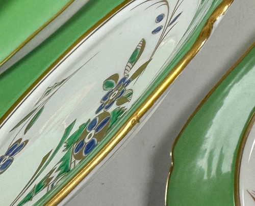 Lot 39 - Eric Slater for Shelley, a Horn of Flowers pattern Vogue shaped tea service, circa 1931