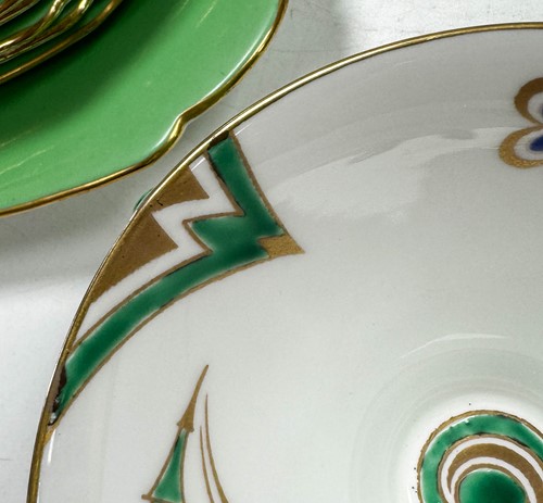 Lot 39 - Eric Slater for Shelley, a Horn of Flowers pattern Vogue shaped tea service, circa 1931