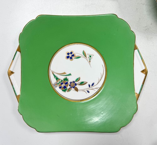 Lot 39 - Eric Slater for Shelley, a Horn of Flowers pattern Vogue shaped tea service, circa 1931