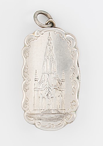 Lot 286 - A Victorian silver 'castle top' style vinaigrette