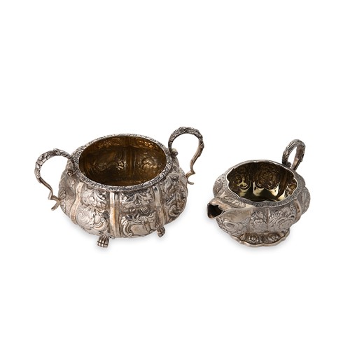 Lot 445 - Dublin - A George IV silver milk jug and sugar bowl