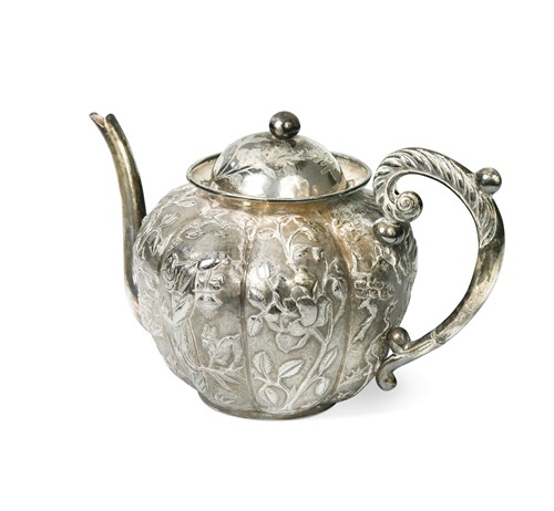 Lot 50 - A Chinese silver teapot