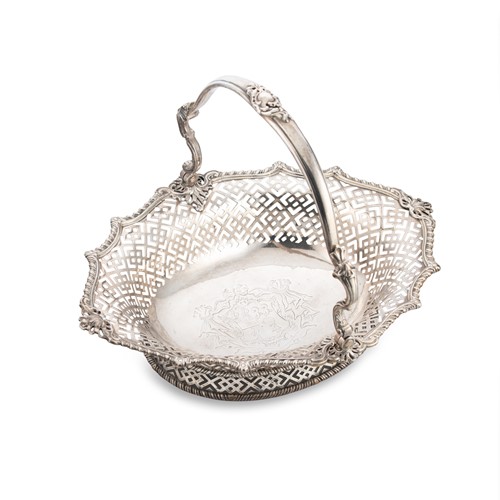 Lot 344 - A George II silver bread basket