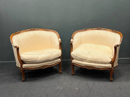 Lot 371 - A pair of early 20th century French show frame...