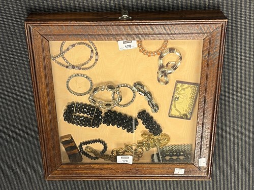 Lot 178 - A collection of various costume jewellery...