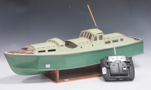Lot 120 - A green painted remote controlled outdoor...