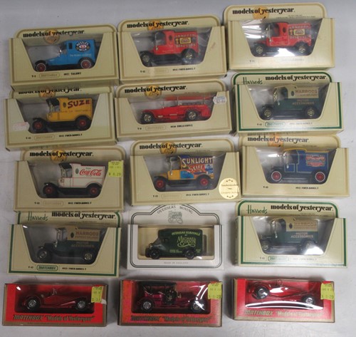Lot 77 - Matchbox Yesteryear - 44 model vans, cars and...