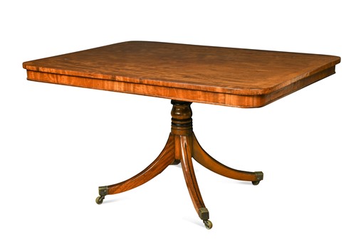 Lot 591 - A Regency mahogany crossbanded breakfast table