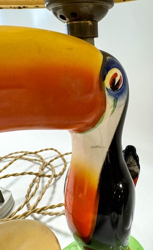 Lot 40 - A Carlton Ware Guinness Toucan table lamp