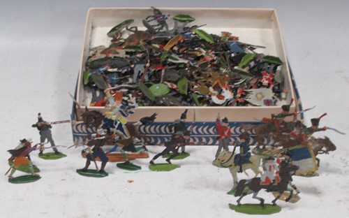 Lot 29 - A collection of painted lead soldiers to...