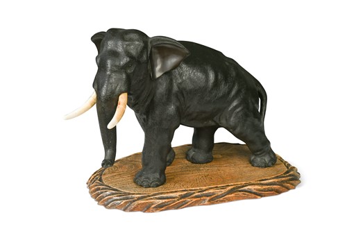 Lot 63 - A Japanese bronze figure of an Indian elephant, Genryusai Seiya, late Meiji Period (1868-1912)