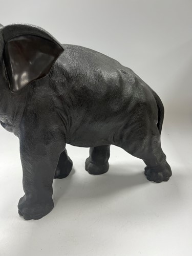 Lot 63 - A Japanese bronze figure of an Indian elephant, Genryusai Seiya, late Meiji Period (1868-1912)
