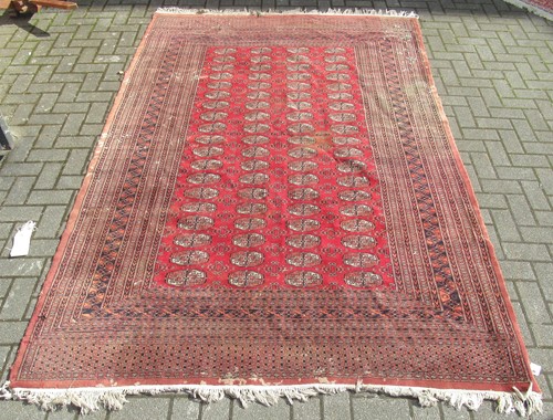 Lot 461 - A Bokhara rug 288 x 183cm