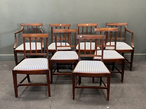 Lot 707 - A Regency style mahogany D-end extending...