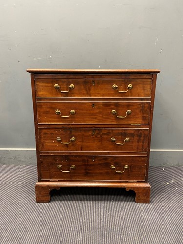 Lot 656 - Small mahogany commode 79.5cm x 69.5cm x 49.5cm