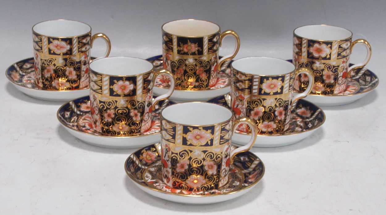 Lot 81 - A Royal Crown Derby 2451 pattern coffee cans...