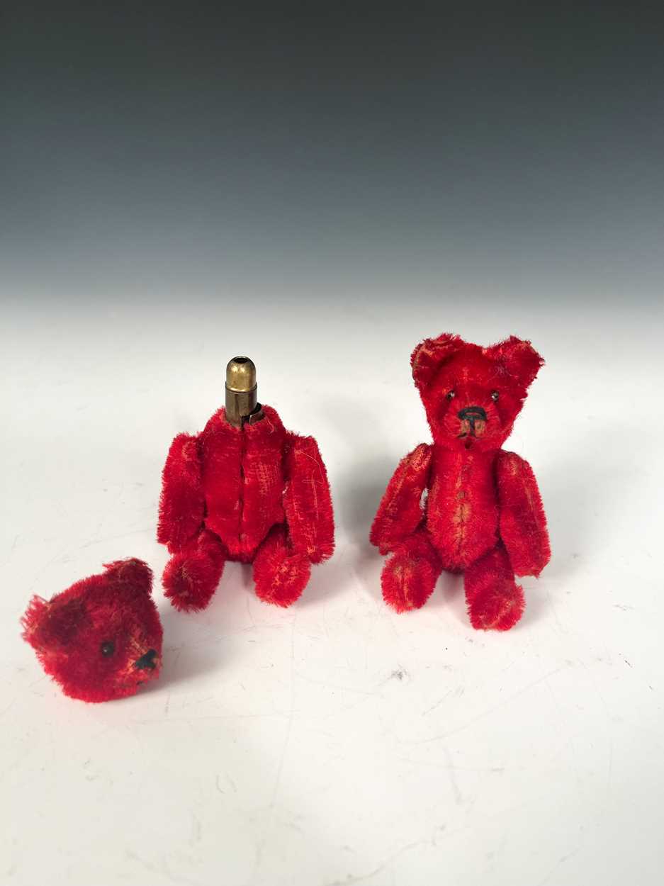 Lot 123 - A Schuco compact bear, early 20th century