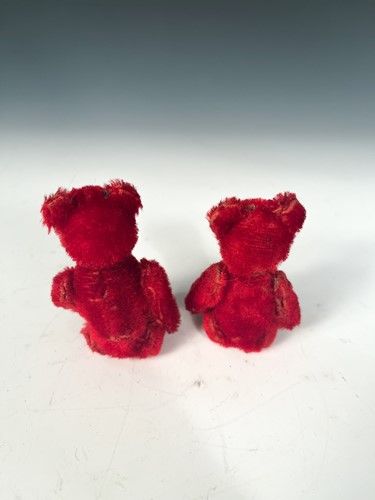 Lot 123 - A Schuco compact bear, early 20th century
