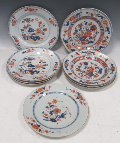 Lot 12 - A set of four Chinese Imari style porcelain...