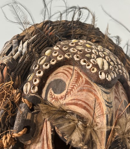 Lot 451 - A ceremonial dance mask, probably Sepik River region, Papua New Guinea, 20th century