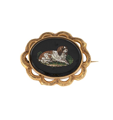 Lot 12 - A micro mosaic brooch