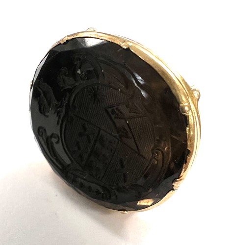 Lot 193 - A small collection of 19th century fob seals