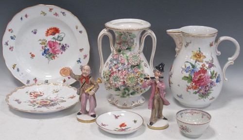 Lot 1 - Mixed group of European ceramics to include...