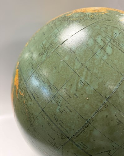 Lot 171 - A Philips' 19in terrestrial globe, circa 1970