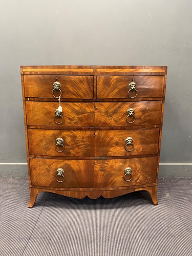 Lot 634 - A mid to late 19th century mahogany bow...