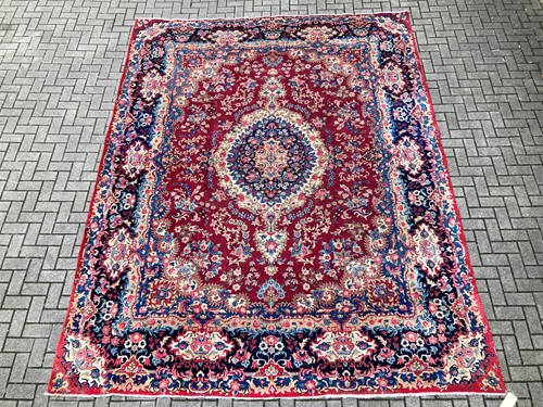 Lot 862 - A Kirman carpet, 381 x 299cm