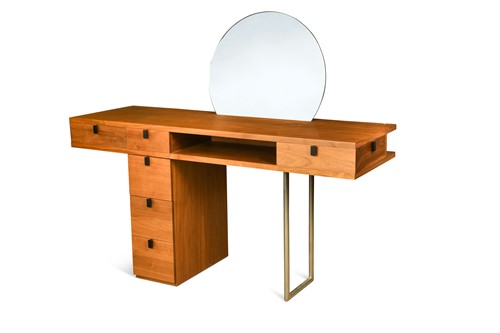 Lot 368 - A contemporary walnut dressing table