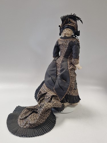 Lot 62 - A Francois Gaultier bisque shoulder head fashion doll, circa 1875