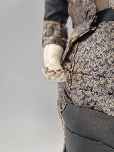 Lot 62 - A Francois Gaultier bisque shoulder head fashion doll, circa 1875