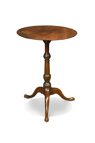 Lot 414 - A George III mahogany tripod table