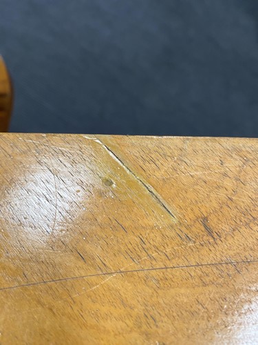 Lot 313 - An Art Deco maple desk
