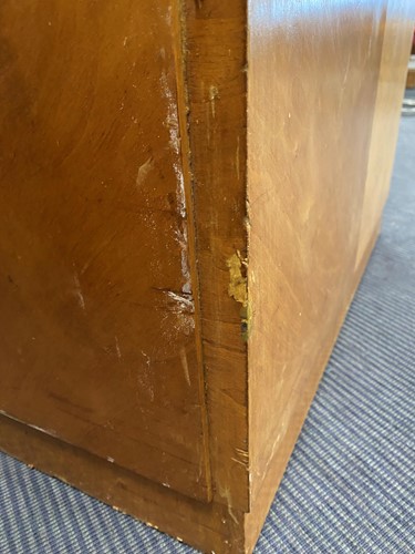 Lot 313 - An Art Deco maple desk