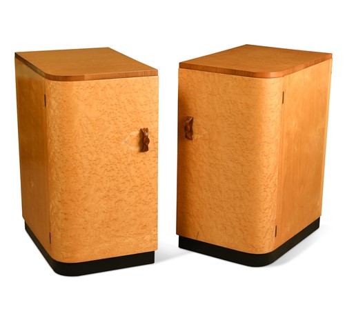 Lot 309 - A pair of Art Deco birds eye maple bedside cupboards