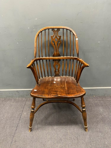 Lot 741 - 20th century ash and elm Windsor armchair with...