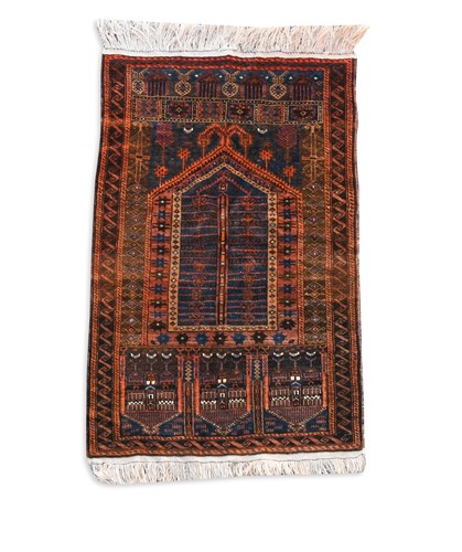 Lot 352 - A Beluchi prayer rug, mid-20th century