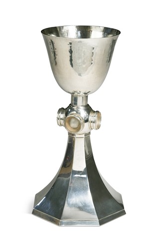 Lot 213 - A silver chalice by John Leslie Miller Auld, London 1939