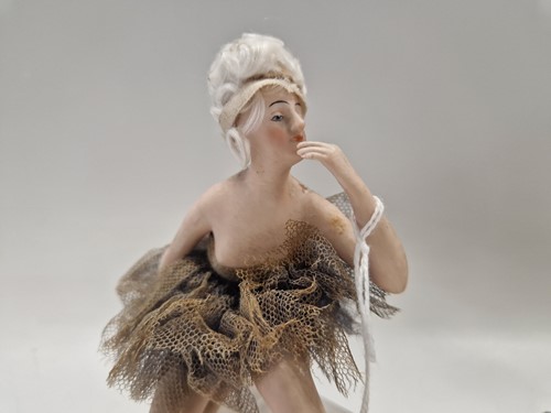 Lot 106 - Two all bisque Kister 'Bathing Beauties', German, circa 1920s