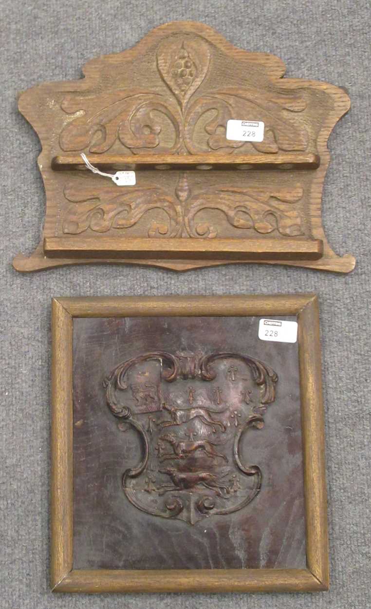 Lot 110 - 18th century carved wood armorial crest. The...
