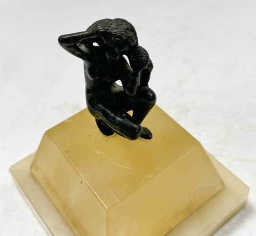 Lot 322 - A Roman bronze statue of a woman