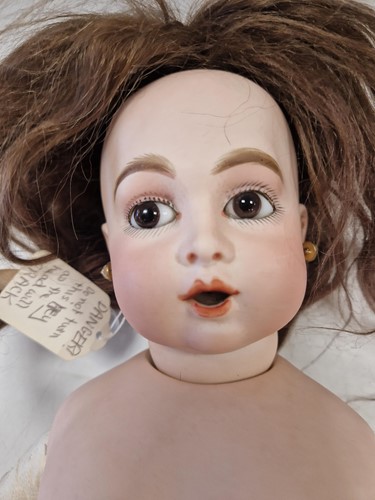 Lot 94 - A Bru Teteur, or Nursing Bru, bisque shoulder head doll, late 19th century