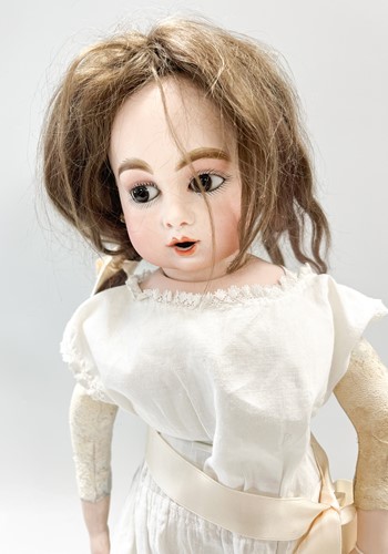 Lot 94 - A Bru Teteur, or Nursing Bru, bisque shoulder head doll, late 19th century