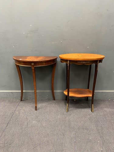 Lot 402 - A Bevan Funnell reproduction mahogany...
