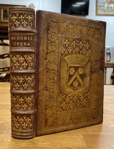 Lot 100 - Binding. SIDONIUS APPOLINARIS.